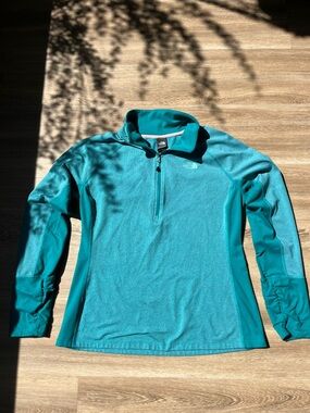The North Face Teal Quarter-Zip Pullover Women’s size Large